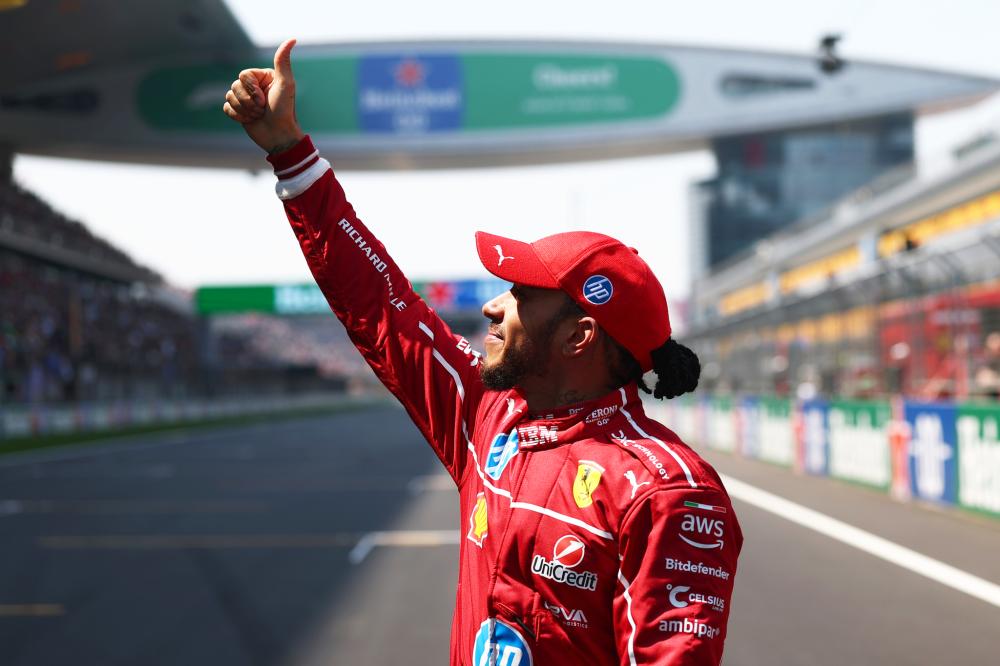 意甲：尤文客场3-0轻取卡利亚里